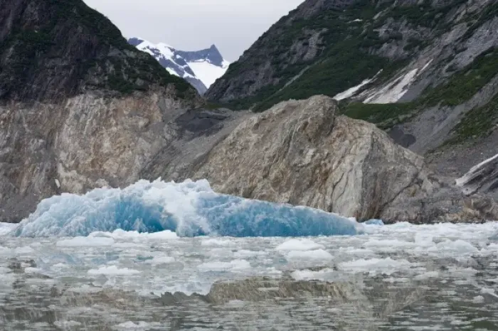 Framed Print : USA, Alaska, Tracy Arm - Fords Terror Wilderness, Blue icebergs calved from South Framed Print : USA, Alaska, Tracy Arm - Fords Terror Wilderness, Blue icebergs calved from South