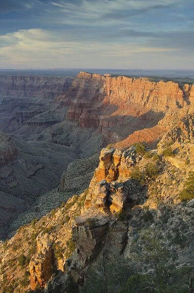 USA, Arizona. Sunset over the Grand Canyon from Navajo Point, Grand Canyon National Park