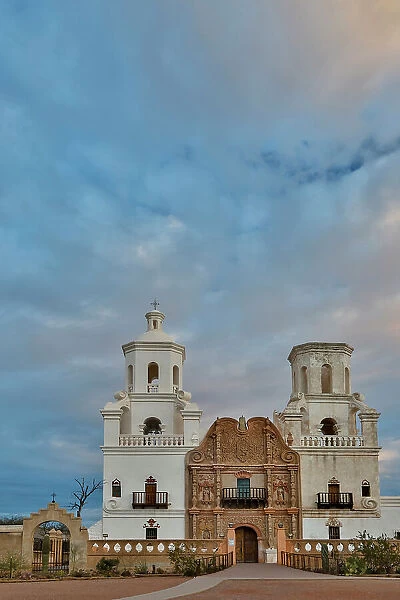 USA, Arizona, Tucson. Mission San Xavier del Bac