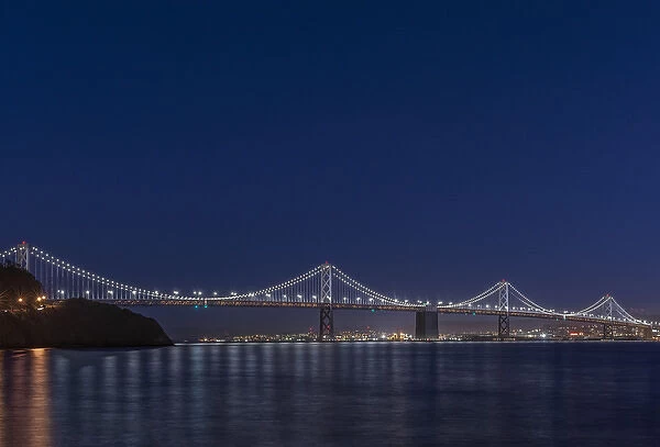 USA, CA, San Francisco, Bay Bridge at Twilight