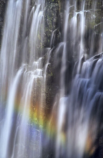 USA, California, Devils Postpile National Monument, Rainbow Falls