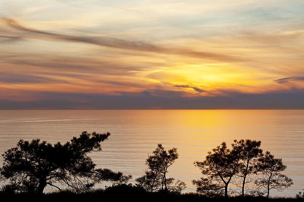 USA, California, La Jolla. Sunset on ocean