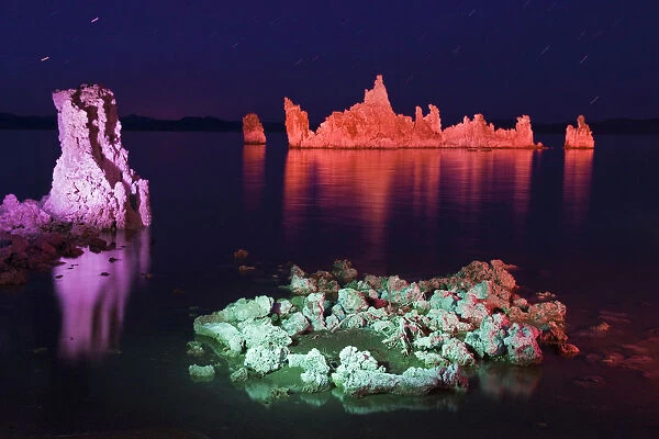 USA, California, Mono Lake. Tufa tower Formations, colored rocks, night. Credit as