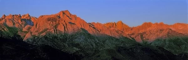 USA, California, Mt Whitney. Sunrise create vibrant colors in the granite rocks of Mt Whitney