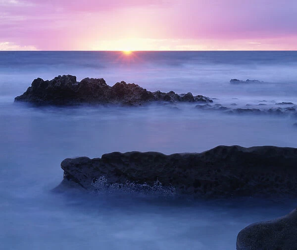 USA; California; San Diego. ; Sunset obver the Pacific Ocean in La Jolla