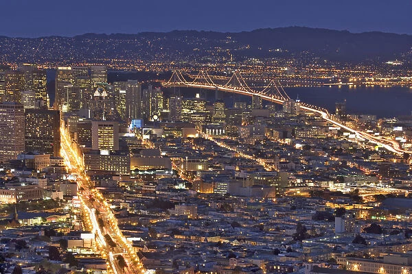 USA, California, San Francisco. Oakland-Bay Bridge at night