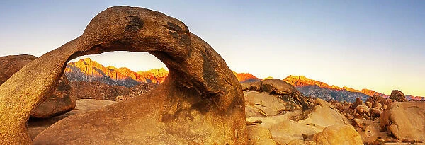 USA, California, Sierra Nevada Mountains. Panoramic with Mobius Arch in Alabama Hills