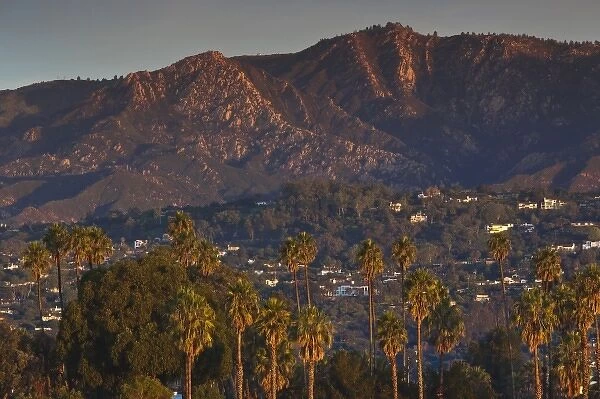 USA, California, Southern California, Santa Barbara, hillside, dawn