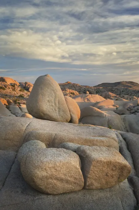 Framed Print : USA, California. Sunrise over Jumbo Rocks area of Joshua Tree National Park
