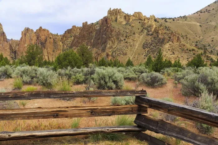 Framed Print : USA, Central Oregon, Redmond, Terrebonne. Smith Rock State Park. Crooked River. High Desert