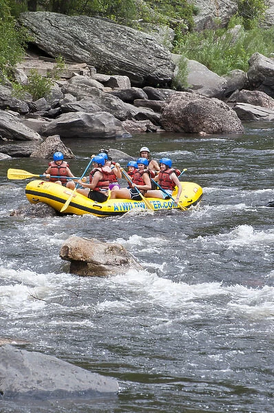USA, CO, Fort Collins. Cache le Poudre River popular for summer rafting trips