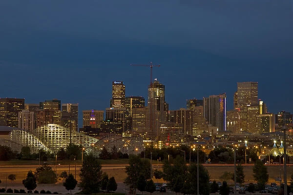USA, Colorado, Denver. Skyline at dusk. Credit as: Don Grall  /  Jaynes Gallery  /  DanitaDelimont