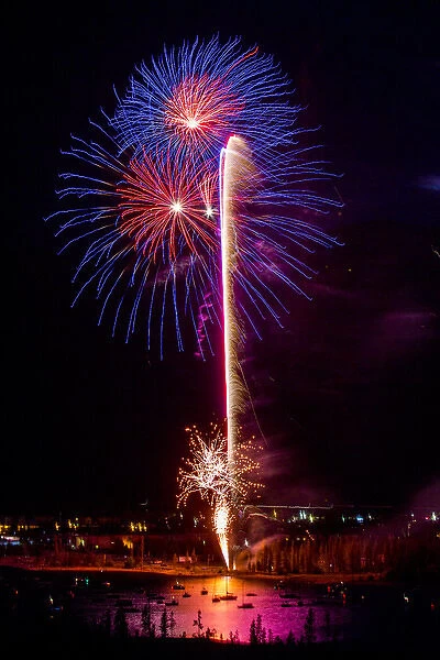 USA, Colorado, Frisco, Dillon Reservoir. Fireworks display on July 4th. Credit as