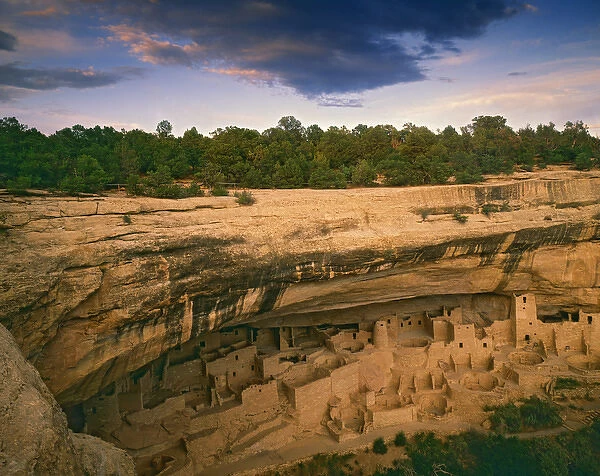 USA, Colorado, Mesa Verde National Park. Ruins of Cliff Palace, built by Pueblo Indians
