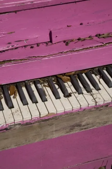 Framed Print : USA, Darien. Old weathered pink piano. (PR) Framed Print : USA, Darien. Old weathered pink piano. (PR)