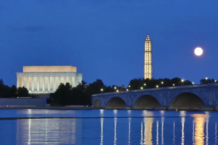 Framed Print : USA, District of Columbia, Washingon, Moon Rising Over the Memorial Bridge and the Lincoln Memorial Framed Print : USA, District of Columbia, Washingon, Moon Rising Over the Memorial Bridge and the Lincoln Memorial