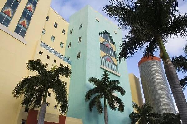 USA, Florida, Miami Beach: South Beach, China Grille Building