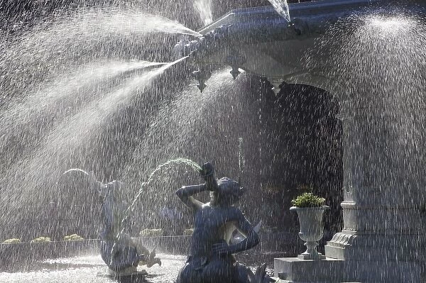 USA, Georgia, Savannah, Forsyth Fountain in the Historic District