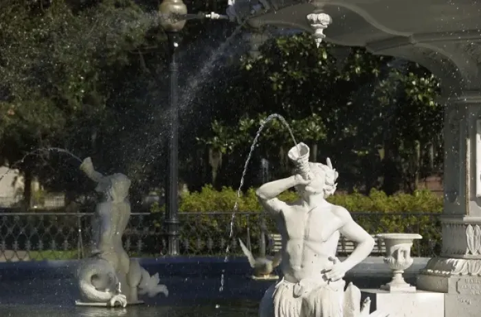 Framed Print : USA, Georgia, Savannah, Forsythe Park fountain
