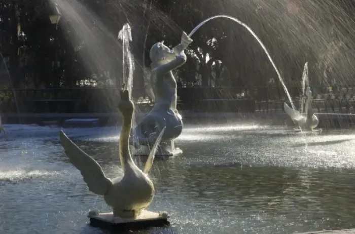 Framed Print : USA, Georgia, Savannah, Forsythe Park fountain