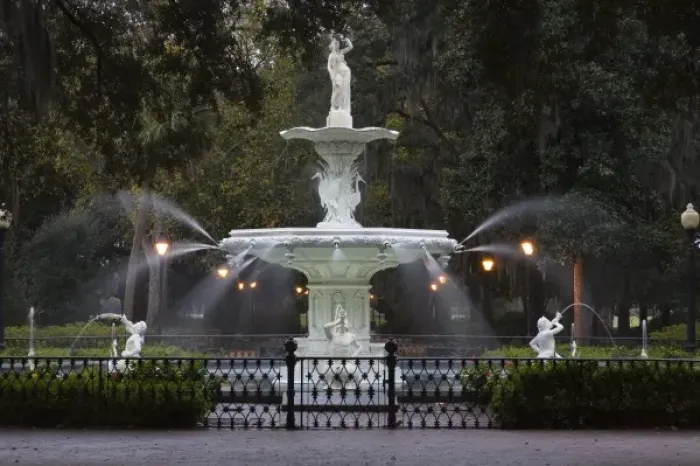 Framed Print : USA; Georgia; Savannah. The fountain at Forsyth Park in the historic district of Savannah Framed Print : USA; Georgia; Savannah. The fountain at Forsyth Park in the historic district of Savannah