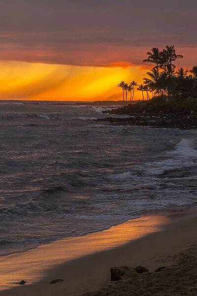 USA, Hawaii, Kauai. Lawai Beach at sunset