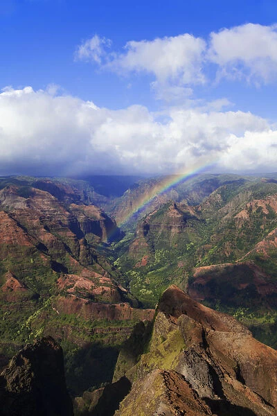 USA, Hawaii, Kauai. Rainbow over Waimea Canyon