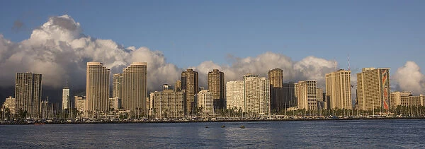 USA, Hawaii, Oahu, Honolulu cityscape