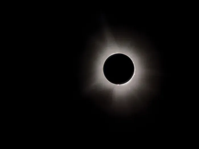 Framed Print : USA, Indiana, Carmel. Total solar eclipse with corona. ©Wendy Kaveney  /  Jaynes Gallery  /  DanitaDelimont.com