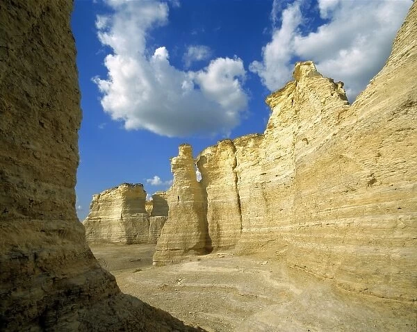 USA, Kansas, Logan County, Monument Rocks. Monument Rocks form a steep wall in Logan County, Kansas