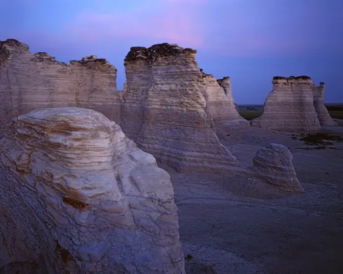 Framed Print : USA, Kansas, Monument Rocks National Natural Area, The Chalk Pyramids