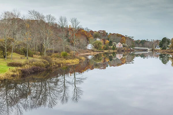 USA, Maine Orland, village reflection during autumn