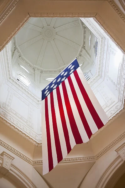 USA, Maryland, Annapolis. Maryland State Capitol building early US flag in Rotunda