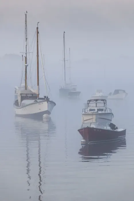 Framed Print : USA, Massachusetts, Cape Ann, boats in Annisquam Harbor in fog