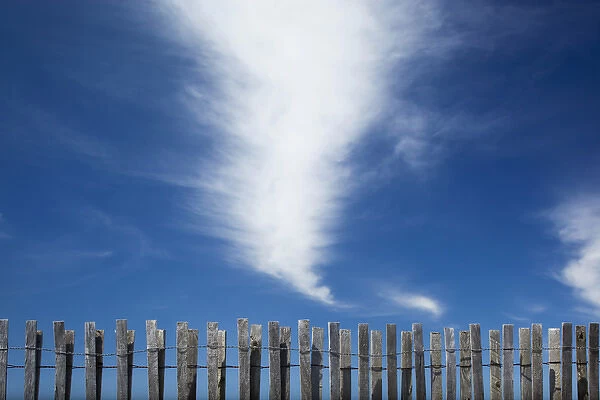 USA, Massachusetts, Cape Cod National Seashore, Cirrus clouds in summer sky above