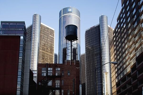 USA, Michigan, Detroit, Old apartment water tower and General Motors corporate headquarters