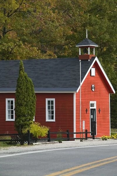 USA, Michigan, Lake Michigan Shore, Leelanau County, Glen Arbor: 1871 Shetland Schoolhouse