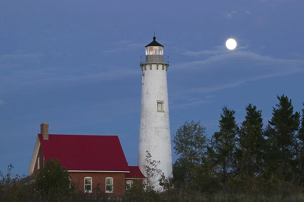 USA-Michigan-Tawas City: Tawas Point State Park- Tawas Point Lighthouse on Lake