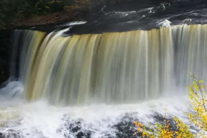 Framed Print : USA, Michigan, Upper Peninsula, Tahquamenon Falls State Park: Tahquamenon Falls