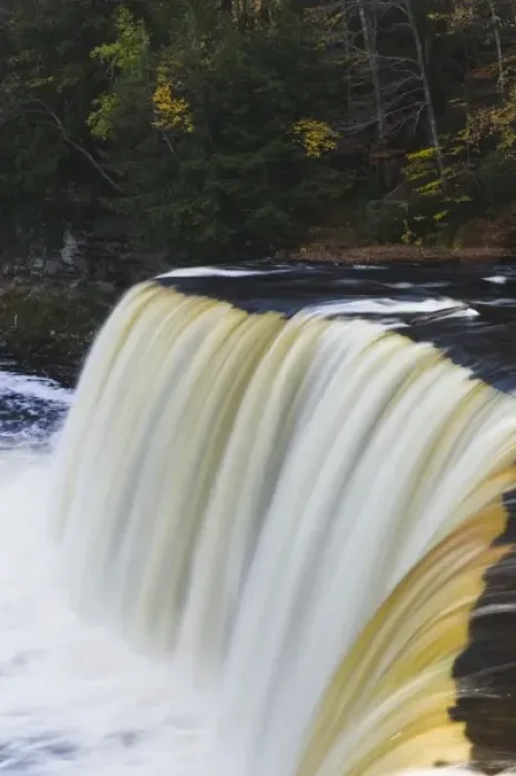 Framed Print : USA, Michigan, Upper Peninsula, Tahquamenon Falls State Park: Tahquamenon Falls