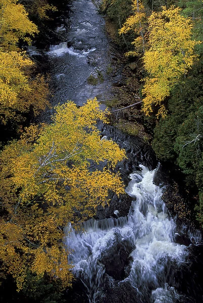 USA, Michigan, Upper Peninsula, Ontonogan River, autumn. Mark S. Carlson  /  Jaynes