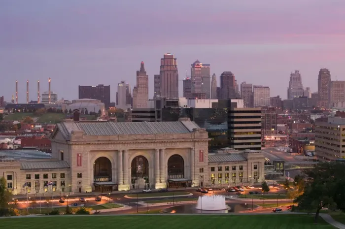 Framed Print : USA, Missouri, Kansas City, Union Station (b. 1914) & Kansas City Skyline at Dawn Framed Print : USA, Missouri, Kansas City, Union Station (b. 1914) & Kansas City Skyline at Dawn
