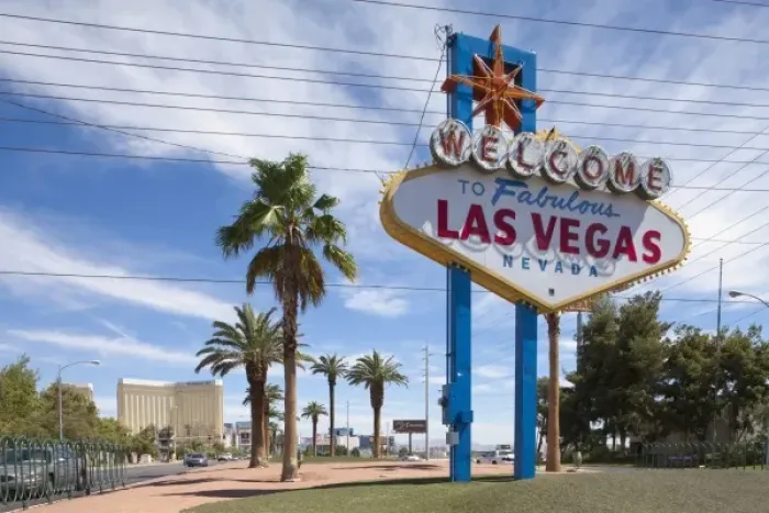 Framed Print : USA, Nevada, Las Vegas, Welcome to Fabulous Las Vegas sign surrounded by palm trees Framed Print : USA, Nevada, Las Vegas, Welcome to Fabulous Las Vegas sign surrounded by palm trees