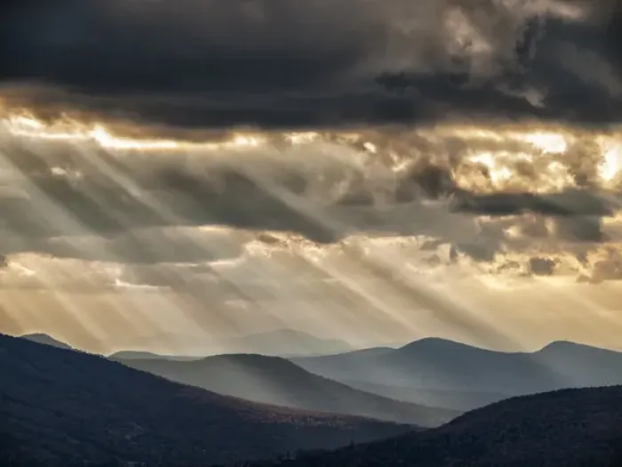Framed Print : USA, New Hampshire, White Mountains, Sunbeams light the valley Framed Print : USA, New Hampshire, White Mountains, Sunbeams light the valley
