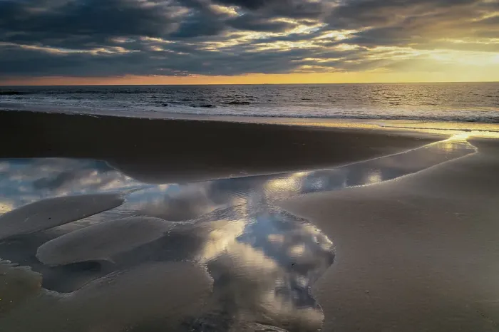 Framed Print : USA, New Jersey, Cape May National Seashore. Sunset on ocean and beach. ©Jay O'Brien / Jaynes Gallery / DanitaDelimont.com Framed Print : USA, New Jersey, Cape May National Seashore. Sunset on ocean and beach. ©Jay O'Brien / Jaynes Gallery / DanitaDelimont.com