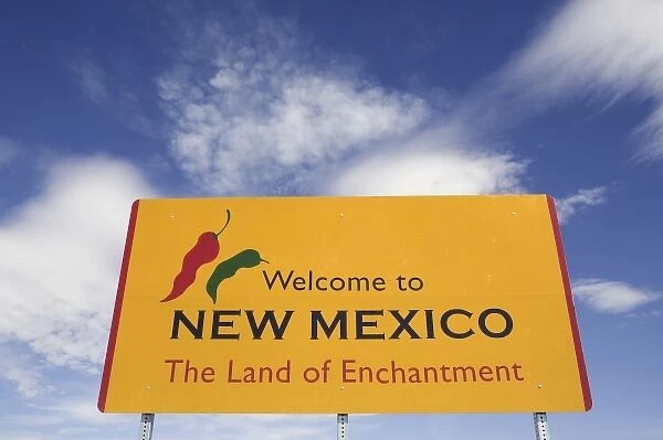 USA, New Mexico. Welcome sign at the border between New Mexico and Texas, south of Carlsbad