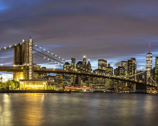 USA, New York. The Brooklyn Bridge and New York City skyline from DUMBO (Down Under the Manhattan Bridge Overpass)