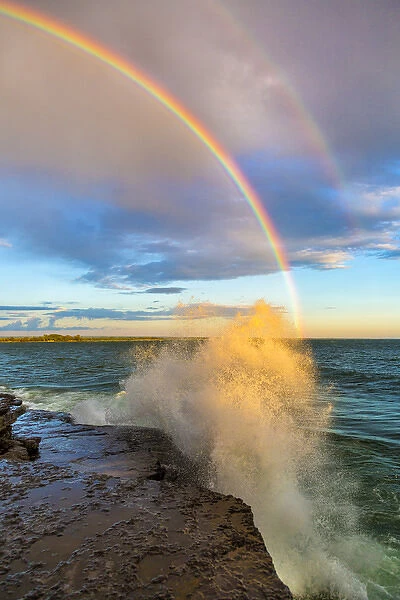 USA, New York, Lake Ontario, Clarks Point. Double rainbow over lake. Credit as