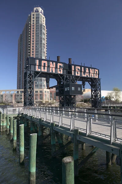 USA-New York-New York City-Queens: Long Island City-Long Island City Ferry Piers