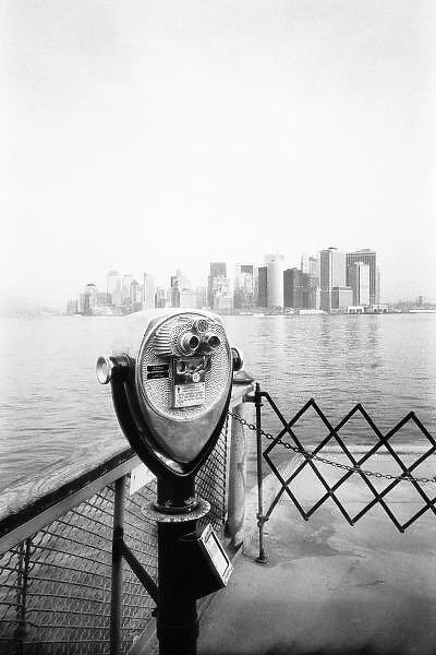 USA, NEW YORK: New York City Scenic Viewer aboard the Staten Island Ferry